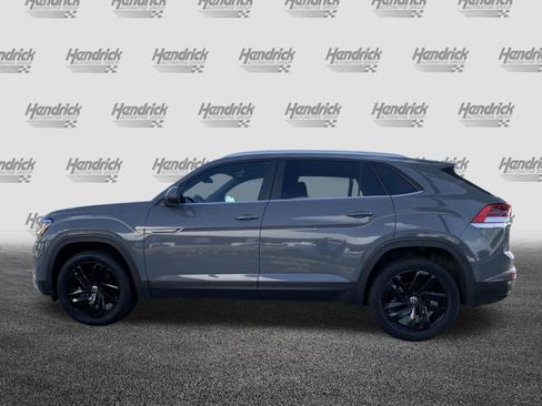 Used 2023 Volkswagen Atlas Cross Sport SE w/ Black Wheel Package FWD image 7