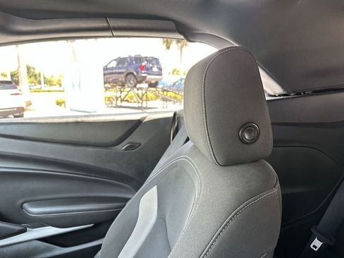Used 2019 Chevrolet Camaro LT RWD image 12