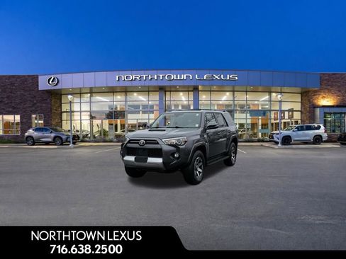 Used 2022 Toyota 4Runner TRD Off-Road Premium AWD/4WD image 1