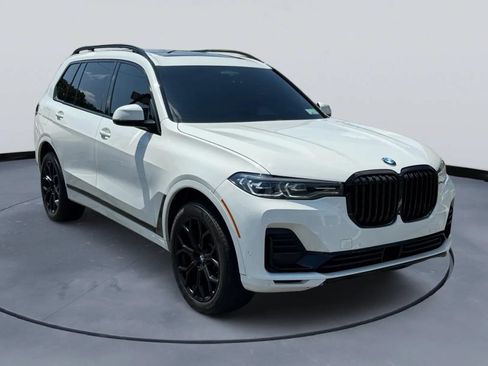 Used 2020 BMW X7 xDrive40i w/ Premium Package AWD/4WD image 3