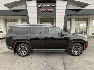 Used 2022 Jeep Wagoneer Series III w/ Flexible Seating Group video 2