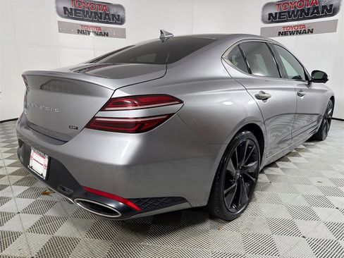Used 2022 Genesis G70 3.3T image 5