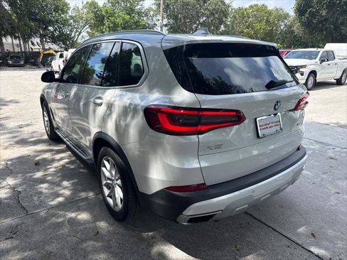 Used 2019 BMW X5 xDrive50i w/ Executive Package AWD/4WD image 9