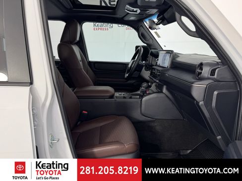 Used 2026 Toyota Land Cruiser w/ Premium Package AWD/4WD image 21