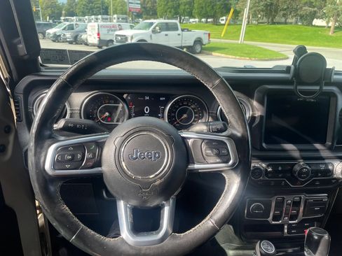 Used 2020 Jeep Gladiator Overland AWD/4WD image 51