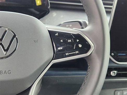 New 2025 Volkswagen ID. Buzz Pro S RWD image 8