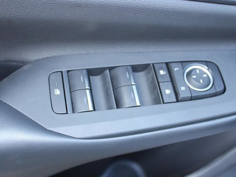 Used 2026 Toyota Prius Plug-In Hybrid image 41