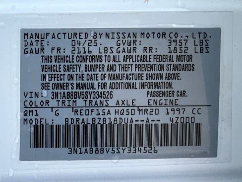 Used 2025 Nissan Sentra S image 32