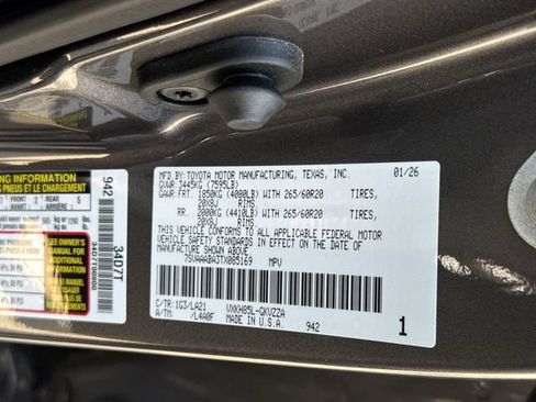 Used 2026 Toyota Sequoia Platinum AWD/4WD image 39