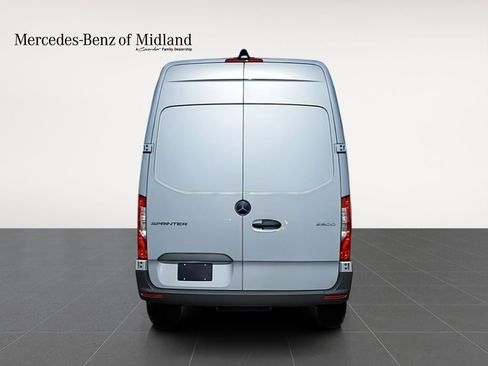 New 2025 Mercedes-Benz Sprinter 2500 image 7