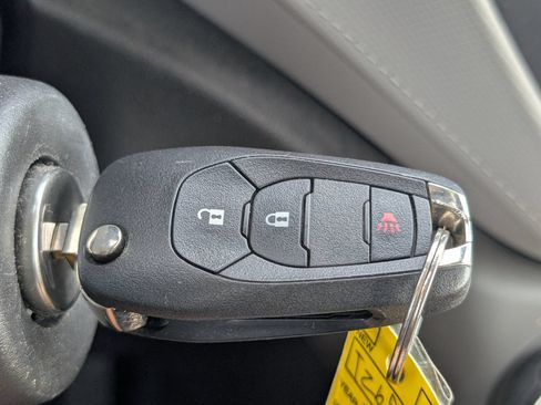 Used 2021 Chevrolet TrailBlazer LS FWD image 19