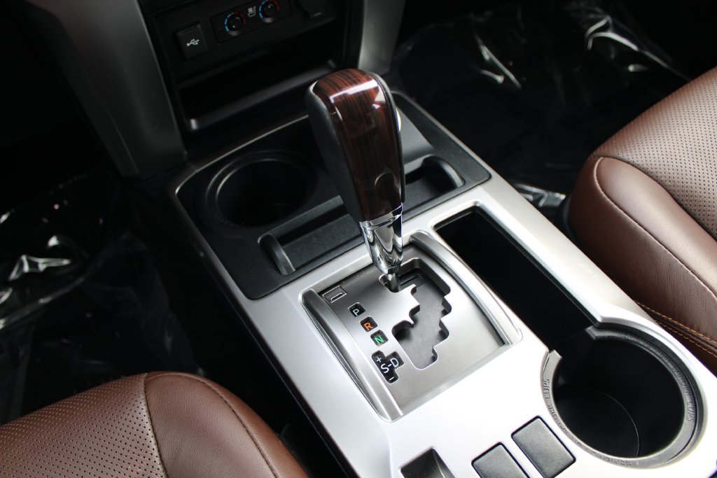 Used 2023 Toyota 4Runner Limited AWD/4WD image 19
