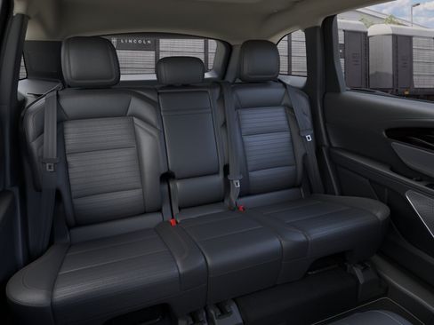 New 2026 Lincoln Nautilus Reserve AWD/4WD image 35