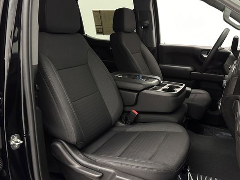 Used 2022 Chevrolet Silverado 1500 Custom image 32