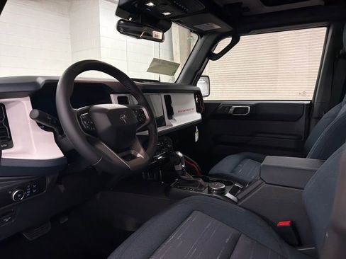 New 2026 Ford Bronco Heritage Edition image 6