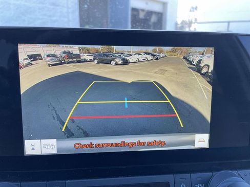 Used 2025 Toyota Grand Highlander XLE image 41