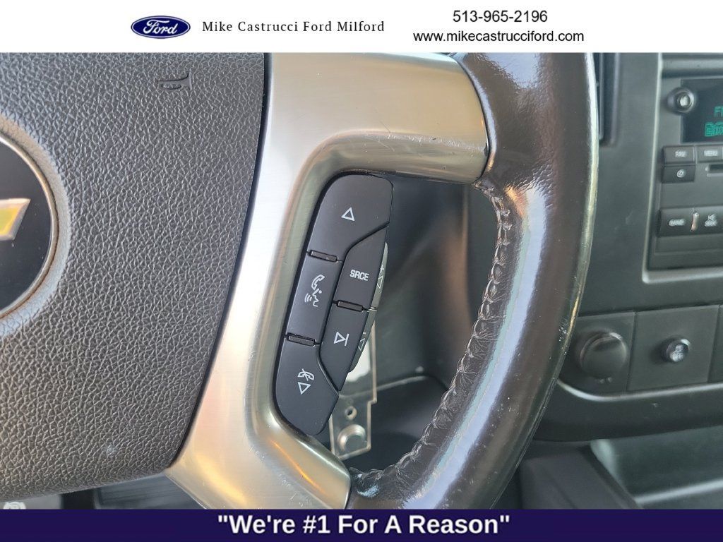 Used 2015 Chevrolet Express 3500 Extended RWD image 17
