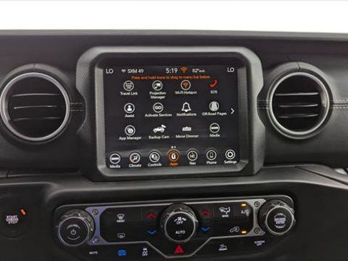 Used 2023 Jeep Wrangler Unlimited Sahara image 27