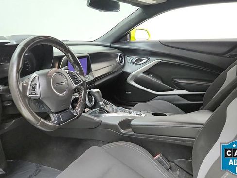 Used 2019 Chevrolet Camaro LT w/ RS Package image 15