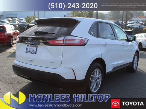 Used 2024 Ford Edge SE image 7