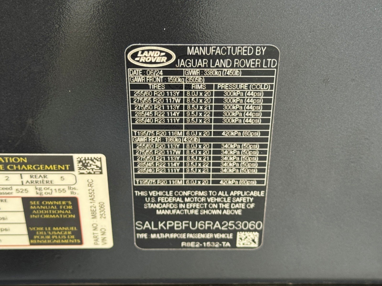 Used 2024 Land Rover Range Rover Long Wheelbase SE AWD/4WD image 53