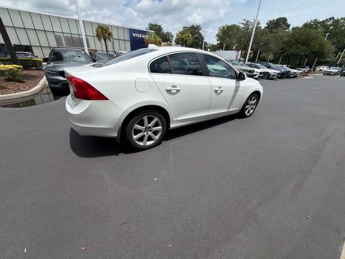 Used 2016 Volvo S60 T5 Premier w/ Climate Package FWD image 15