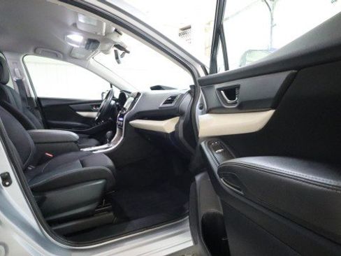 Used 2020 Subaru Ascent Premium w/ Convenience Package AWD/4WD image 10