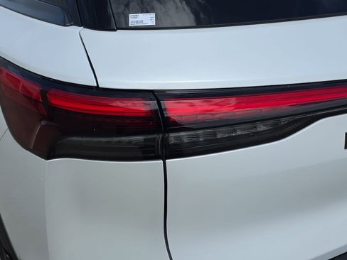 New 2027 INFINITI QX60 Sport AWD/4WD image 33