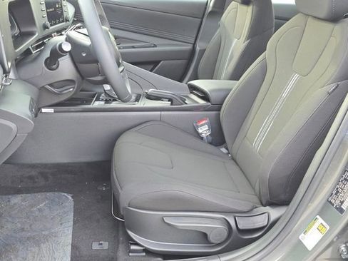 New 2026 Hyundai Elantra Sport image 18