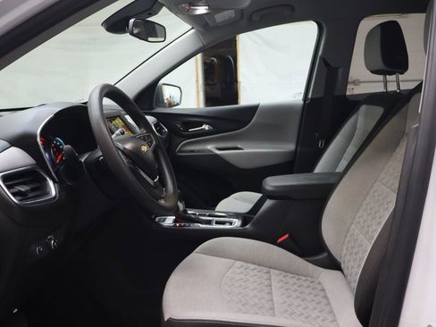 Used 2022 Chevrolet Equinox LS w/ LS Convenience Package AWD/4WD image 16
