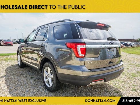 Used 2019 Ford Explorer XLT image 29