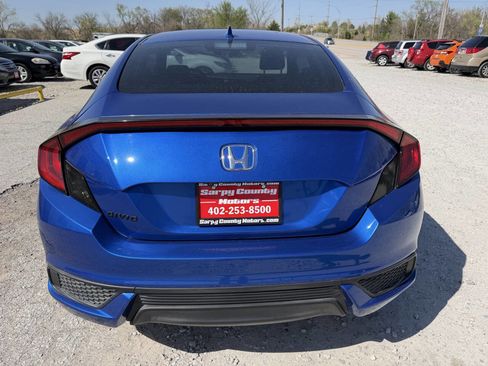 Used 2017 Honda Civic EX-T image 4
