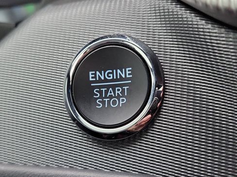 Used 2025 Ford Explorer ST-Line w/ Premium Package image 32