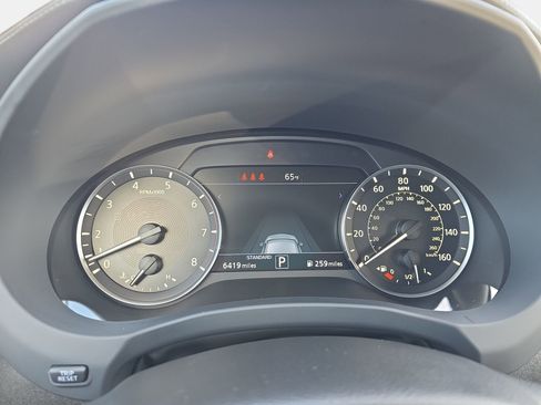 Certified 2025 INFINITI QX50 Luxe image 19