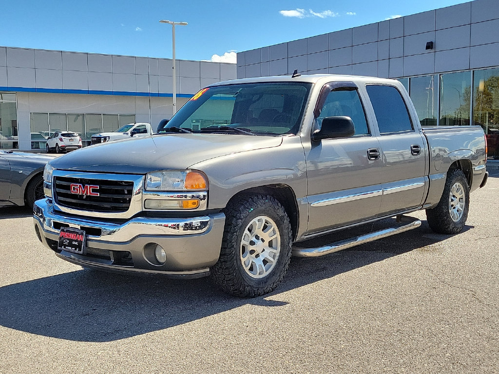 Used 2006 GMC Sierra 1500 SLE w/ Onstar Plus Package RWD image 6