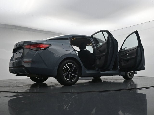 Used 2025 Nissan Sentra SV FWD image 47