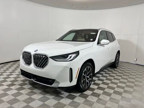 New 2025 BMW X3 xDrive30i w/ Premium Package image 3