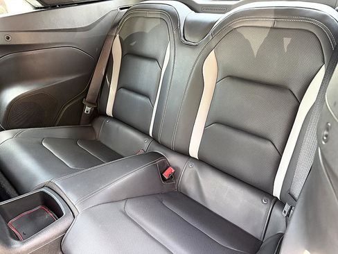 Used 2020 Chevrolet Camaro SS RWD image 10