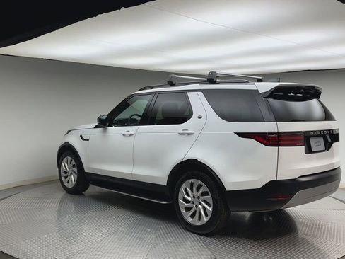Certified 2025 Land Rover Discovery S AWD/4WD image 4