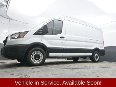 Used 2023 Ford Transit 250 Medium Roof image 32
