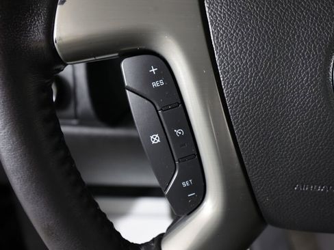 Used 2012 Chevrolet Avalanche LT w/ Suspension Package, Off-Road image 33