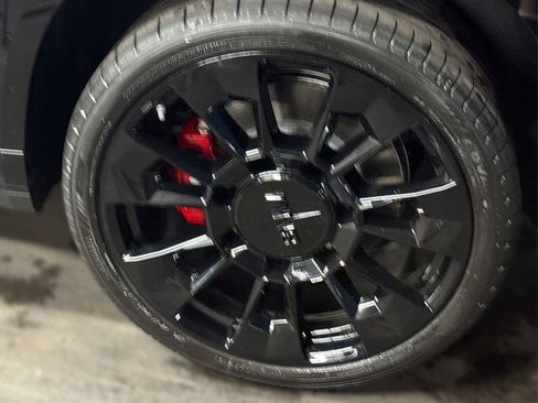 New 2026 BMW XM Label Red image 14