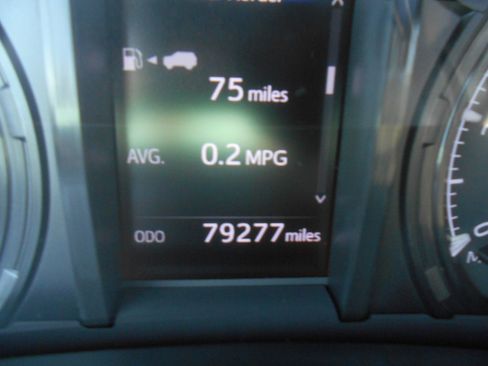 Used 2022 Toyota 4Runner SR5 Premium image 16