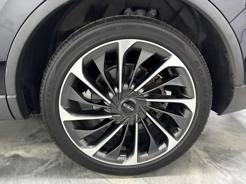 Used 2021 Lincoln Aviator Reserve w/ Equipment Group 202A AWD/4WD image 29