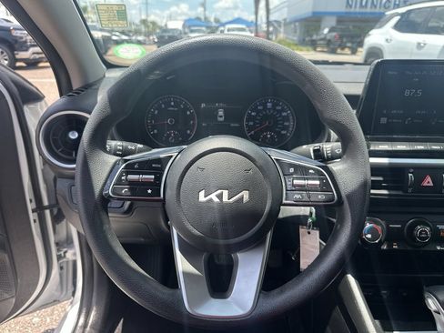 Used 2024 Kia Forte LXS FWD image 21
