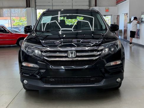 Used 2017 Honda Pilot Touring image 6