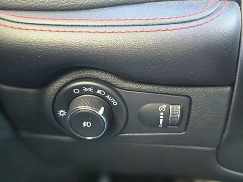 Used 2023 Dodge Durango GT AWD/4WD image 28