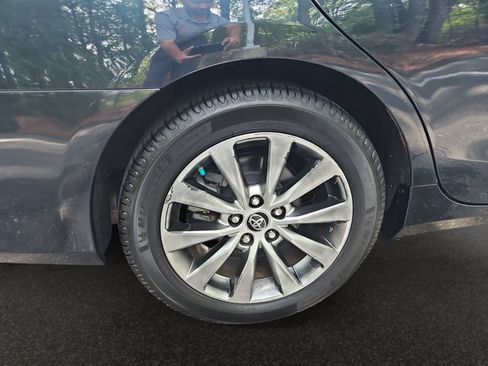 Used 2015 Toyota Camry XLE FWD image 41