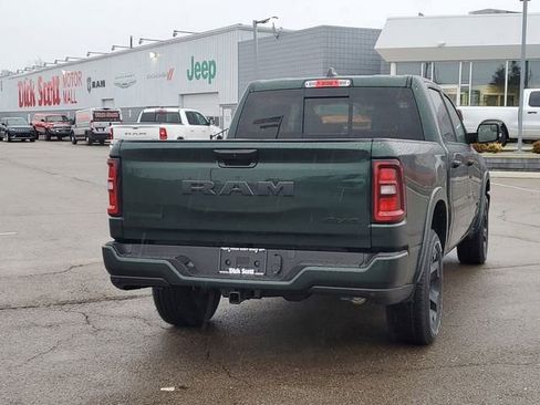New 2026 RAM 1500 4x4 Crew Cab image 8