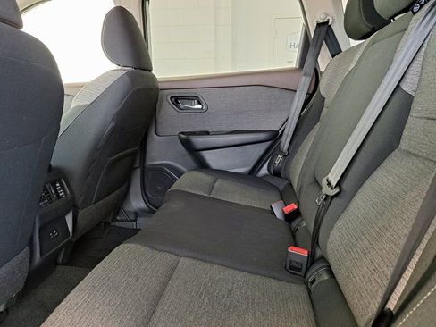 Used 2023 Nissan Rogue SV image 23